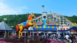 The 5 Oldest Amusement Parks in the U.S.